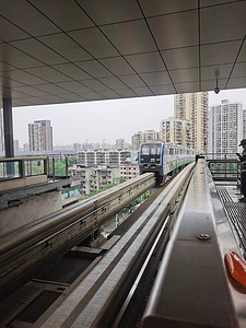 重庆火车摄影照片_重庆轻轨地铁