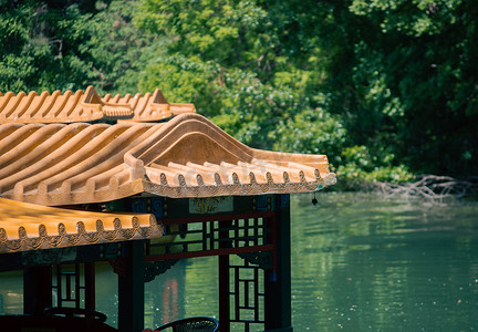 中国风麒麟图腾摄影照片_中国古建筑园林建筑皇家园林颐和园苏州街游船