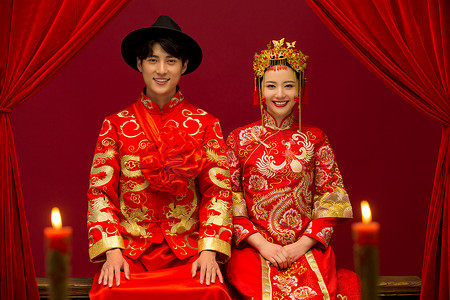 红色新中式婚礼摄影照片_中式古典婚礼