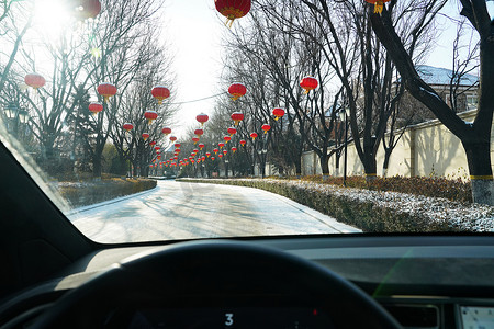 春节习俗摄影照片_别墅区雪景