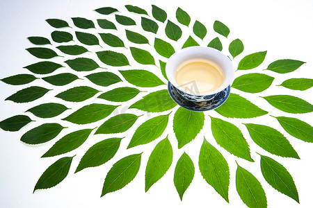 中国文化绿色摄影照片_绿色的茶叶和茶杯