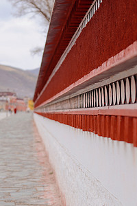 藏传佛教红墙长廊地标