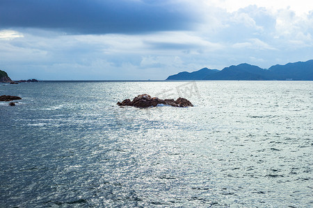 海平线摄影照片_天气变幻时候的大海景色摄影图