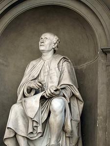 著名建筑师布鲁内莱斯基-佛罗伦萨的雕像。