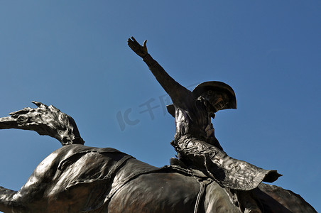 骑士青铜雕像
