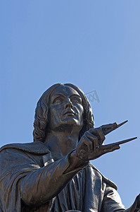 尼古拉·哥白尼纪念碑