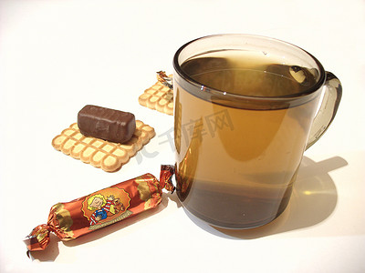 茶与糖果