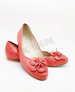 女性红色鹿皮鞋