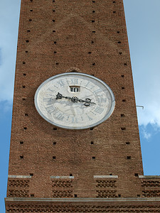 锡耶纳 - 来自 Torre Del Mangia 的钟面
