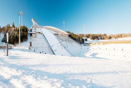 挪威奥斯陆霍尔门科伦跳台滑雪