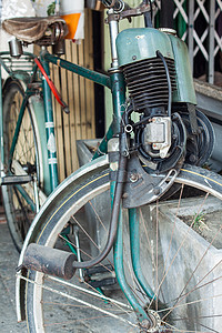 排气摄影照片_自行车的老引擎