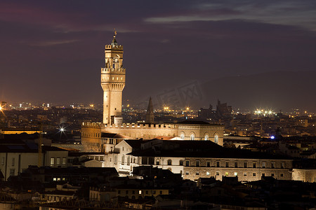弗洛伦斯摄影照片_佛罗伦萨，从米开朗基罗广场看旧宫的夜景