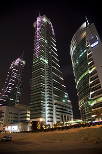 巴林金融港在晚上，麦纳麦，巴林