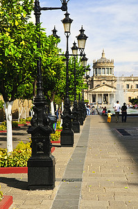 墨西哥瓦哈卡拉韦尔霍斯医院前的广场