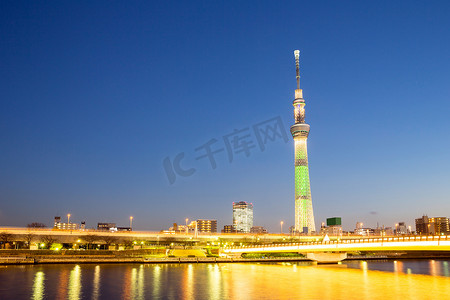 黄昏的东京晴空塔