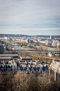 巴黎风景摄影照片_俯瞰巴黎的屋顶