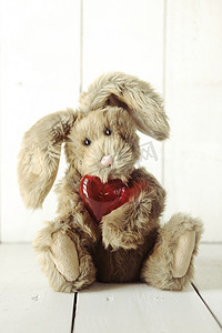 情人节或周年纪念爱情主题的泰迪熊兔子