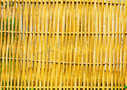 老旧的竹纹墙做为背景使用