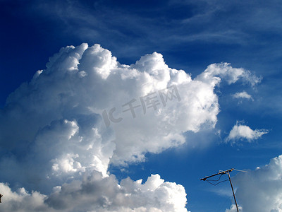 千祥云集摄影照片_不同的五颜六色的天空云集