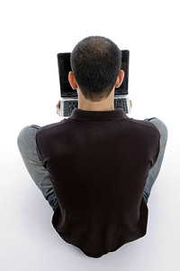 2030岁摄影照片_男性忙于笔记本电脑