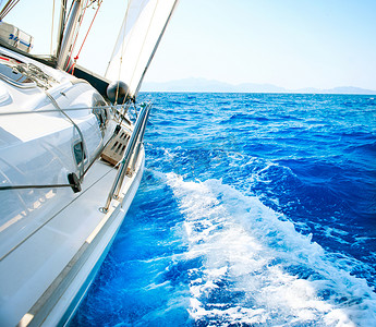 游艇帆船游艇运动旅游豪华生活方式