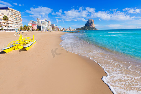 Calpe playa Arenal Bol 海滩在 Penon Ifach 阿利坎特附近