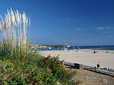 世界上最美丽的海滩之一 - 葡萄牙阿尔加维波尔蒂芒的 Praia da Rocha
