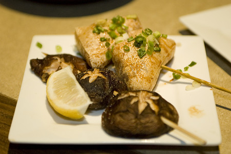日式烤肉——豆腐蘑菇