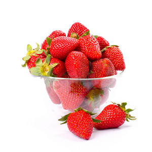 水果碗里的草莓