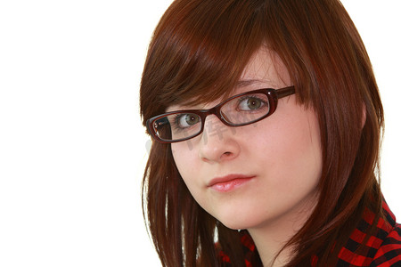 年轻女少年戴眼镜的肖像