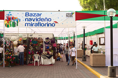 秘鲁利马米拉弗洛雷斯的圣诞市场