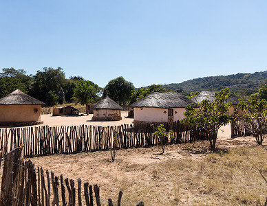 津巴布韦典型的部落村庄