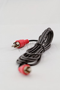 红色 RCA 电缆