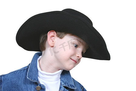 牛仔夹克和黑色牛仔帽的男孩