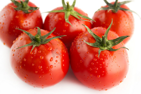 吐鲁番西红柿摄影照片_新鲜的红番茄