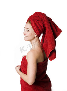 有红色毛巾的女孩
