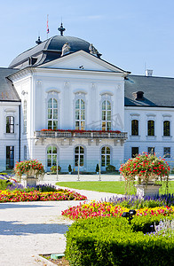 沃奇摄影照片_斯洛伐克布拉迪斯拉发格拉萨尔科维奇宫的总统官邸