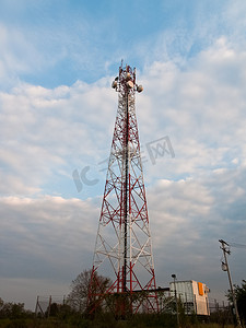 手机通讯直放站天线塔