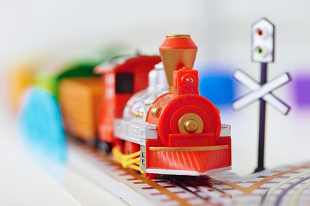 玩具铁路-红色引擎特写