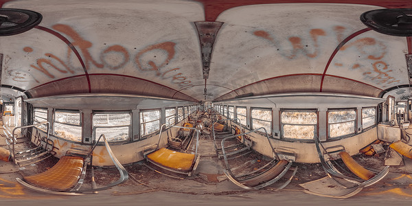 旧火车车厢内部的球形全景照片
