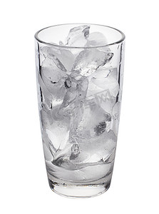 空玻璃杯加冰块的照片