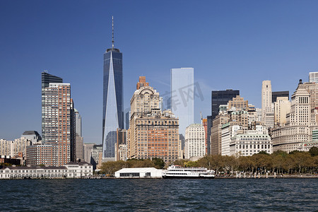 公园与建筑摄影照片_纽约市中心与自由塔 2014