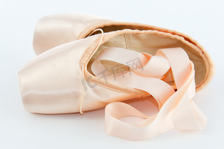 芭蕾尖头鞋或拖鞋