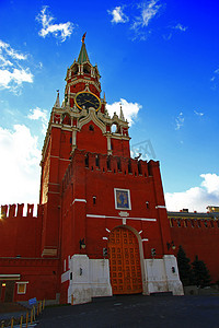 童话钟楼摄影照片_莫斯科克里姆林宫红场的 Spasskaya 钟楼