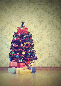游戏礼包盒摄影照片_圣诞树