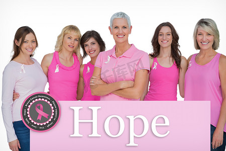 乳腺癌治疗摄影照片_热情女性穿着粉红色上衣治疗乳腺癌的合成图像