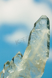 无色水晶摄影照片_来自德国拉姆斯贝克的法登石英标本。