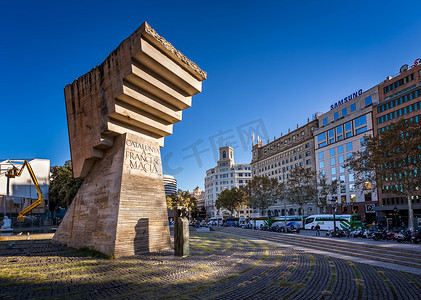 西班牙巴塞罗那加泰罗尼亚广场上的弗朗西斯克马西亚纪念馆