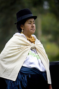 厄瓜多尔女人 - 奥塔瓦洛 - 厄瓜多尔