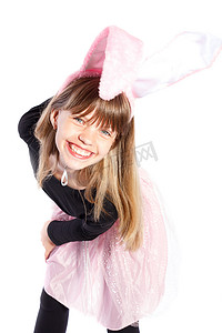 带着兔耳朵的微笑女孩